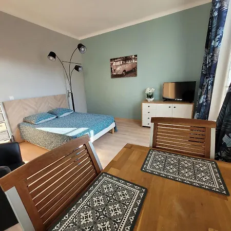 Appartement Meuble Renove Ideal Pour Curistes Ou Vacanciers La Roche-Posay Exterior photo